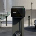 Зарядна станция Wallbox Commander 2s кабел Тип 2 | 22 kW AC | черен цвят - Image 3